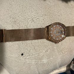  Guess rose gold-tone sparkle glitter bracelet watch