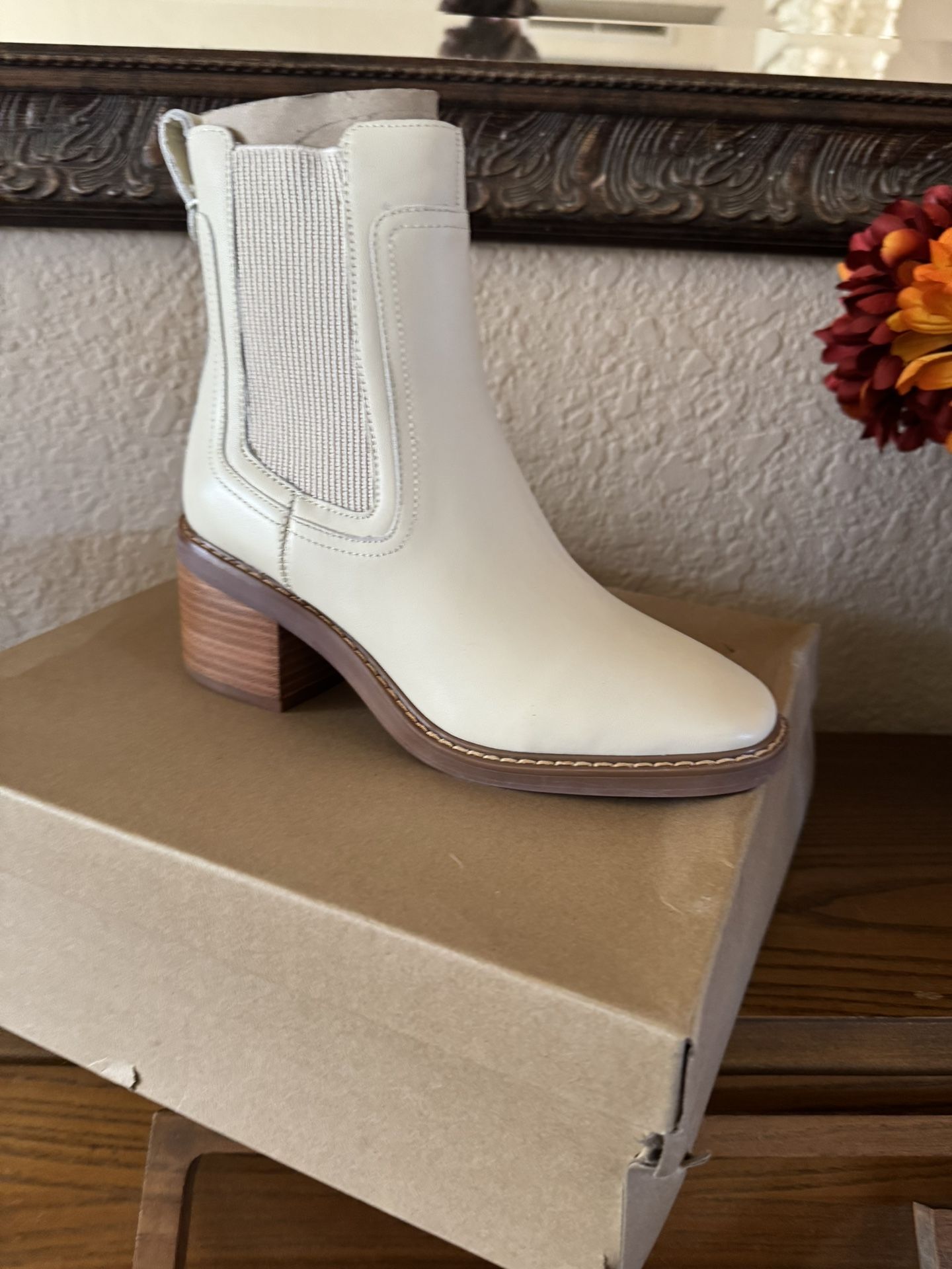 Ankle Boots Size 6.5