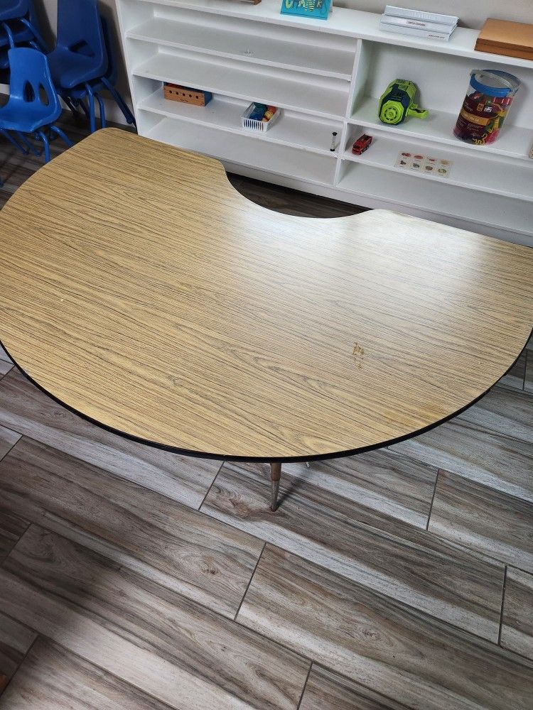 Daycare Table