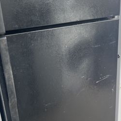 GE Fridge 