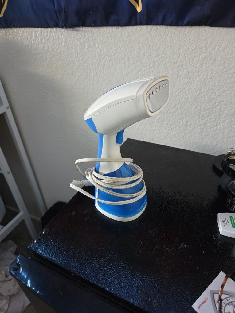 Clothes Steamer