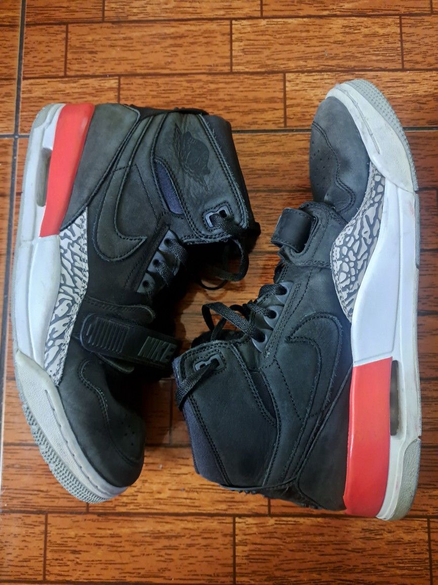 Vintage Air Jordan Size M 11.5