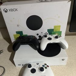 Xbox series s  with box