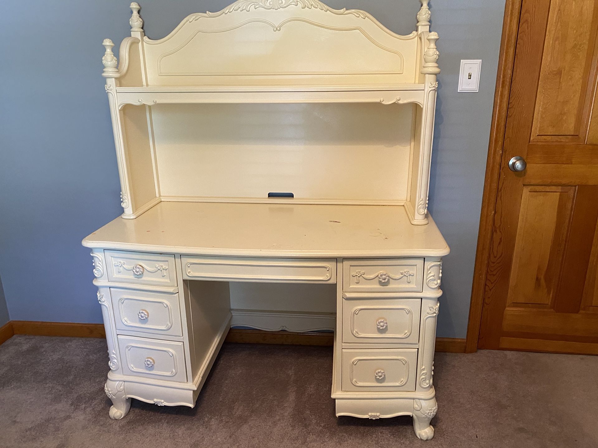 Little Girl’s White Princess Bedroom set