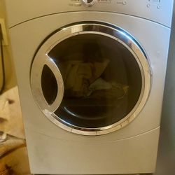 GE Extra-Large Front Loading Dryer 