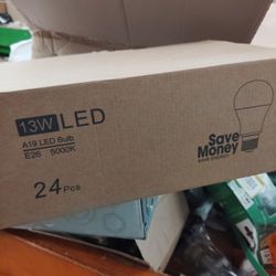 Caja de 25 focos 13. W