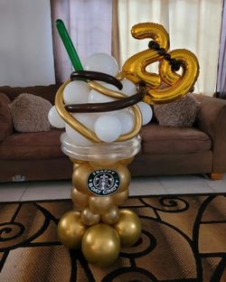 Starbucks Balloons Bouquets 🥳🎈🎈🎈🥳
