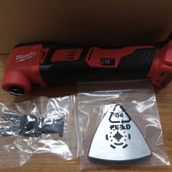 Milwaukee M18 Multi Tool