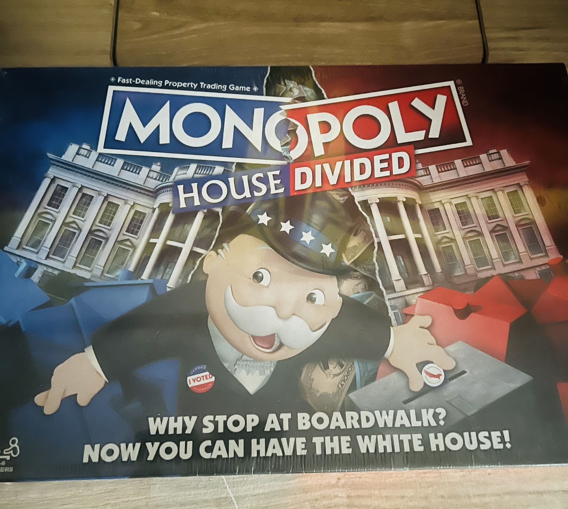 Monopoly House Divided Board Game (sealed)