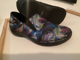 Womens Spring Step Clogs And Crocs Size 8 Take Both One Price Excellent Condition