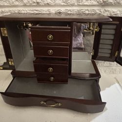 solid wood jewelry box