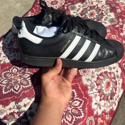 Adidas Superstar