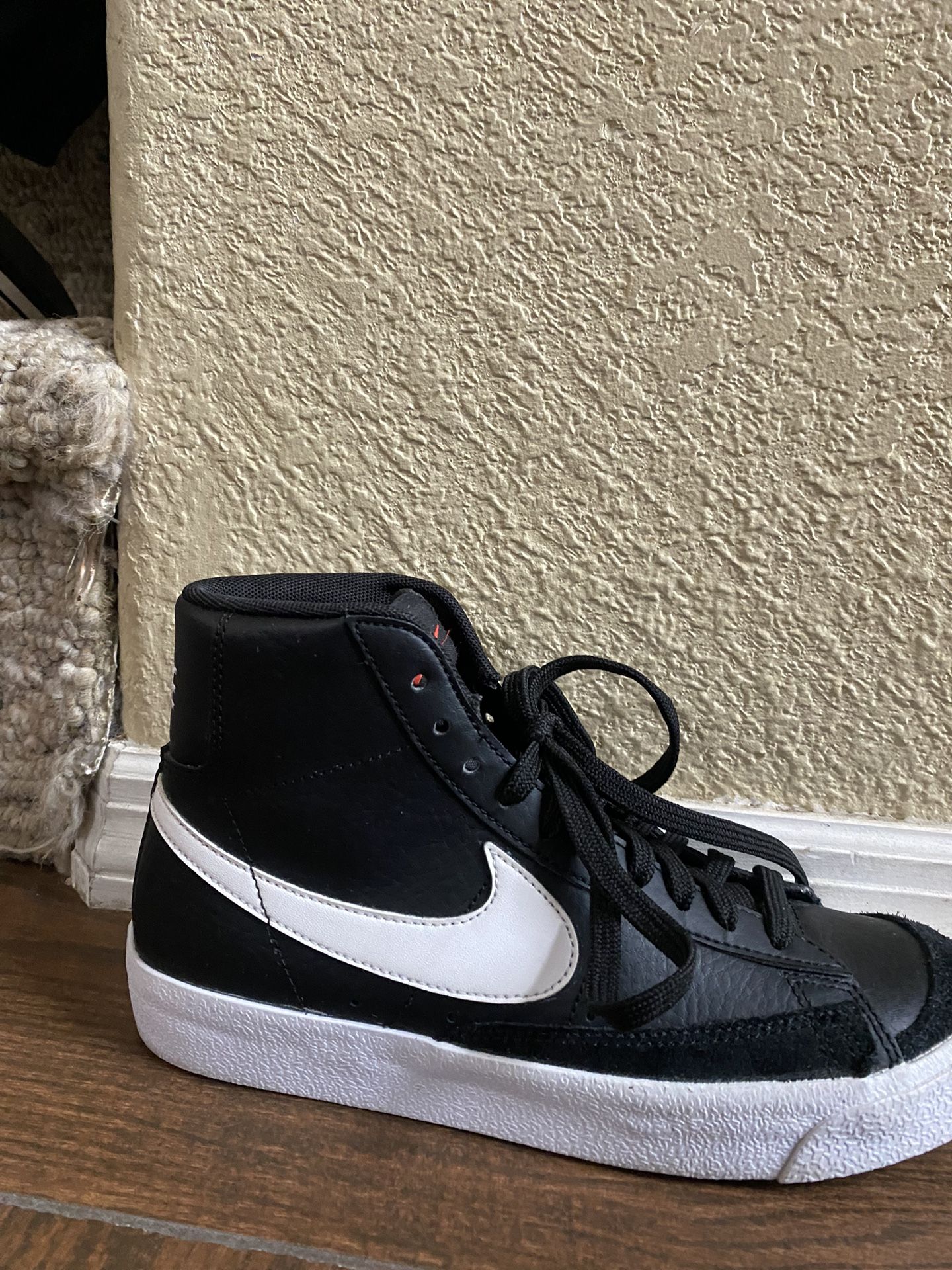 Nike Blazer mid Size Boys