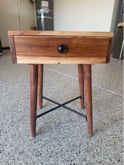 Table/ night stand