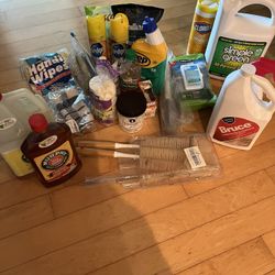 LOTS of Cleaning Stuff
