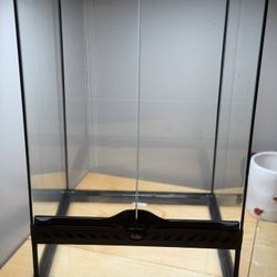 Exo-Terra 12x12x18 Enclosure 
