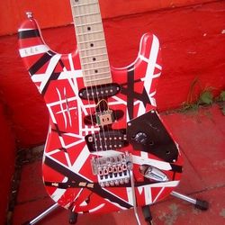 Eddie Van Halen Guitar Kramer 