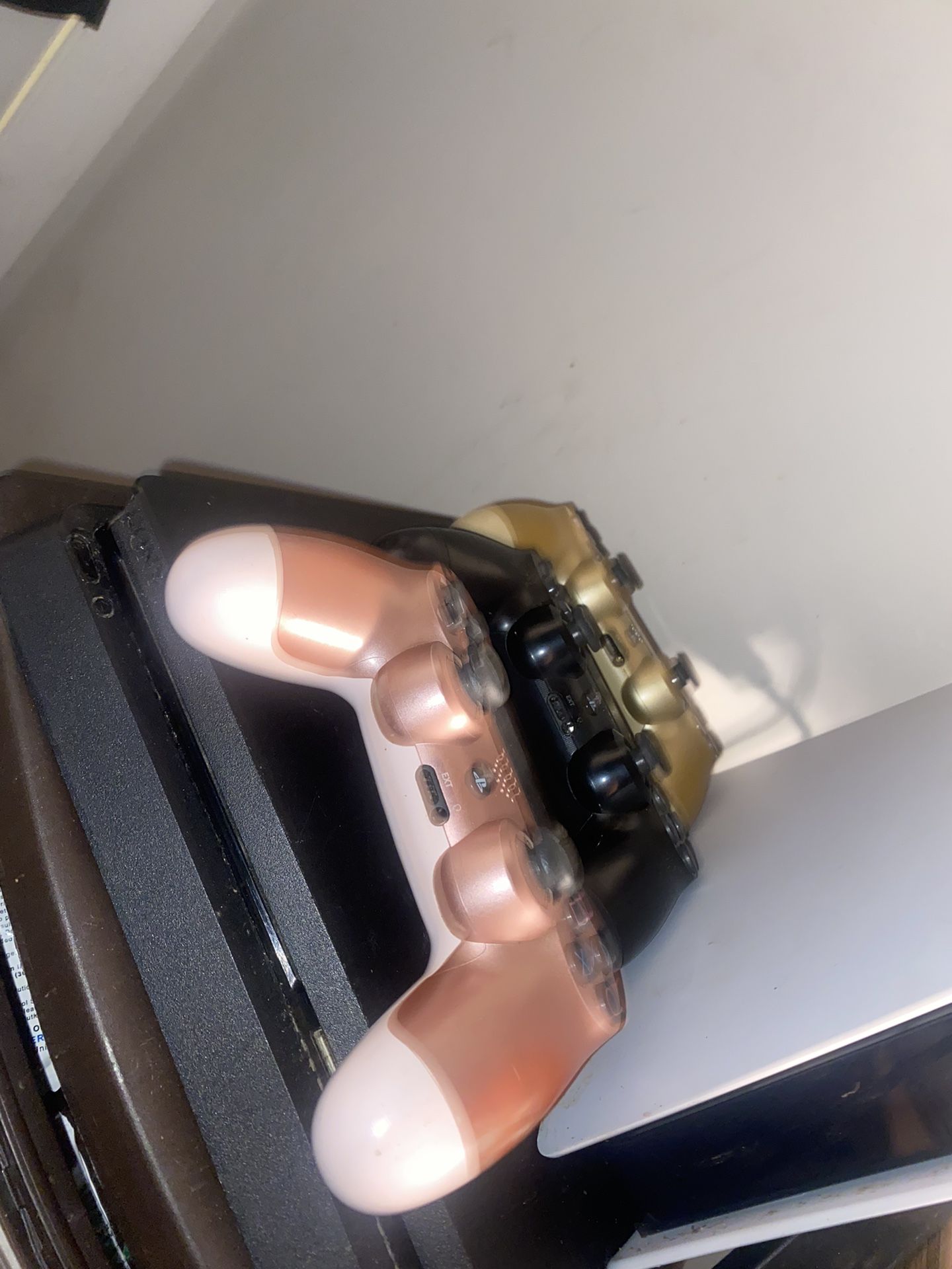 PS4 Pro And Controllers