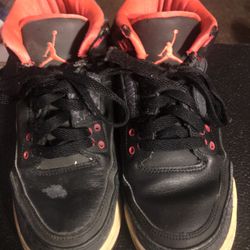 AIR JORDAN. Size 5.5Y