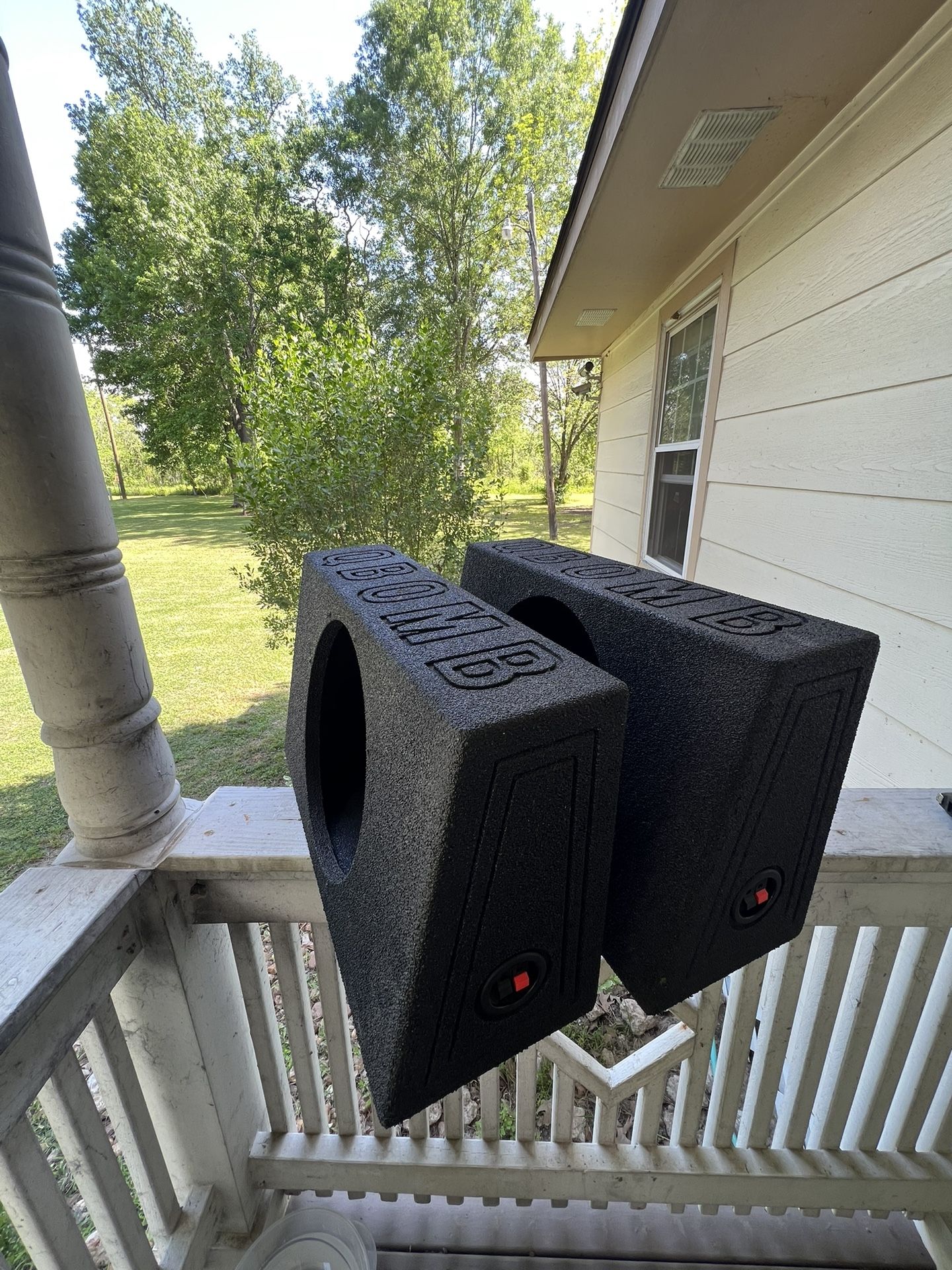 2 QBOMB Single 12” Pro Box/Speaker Box