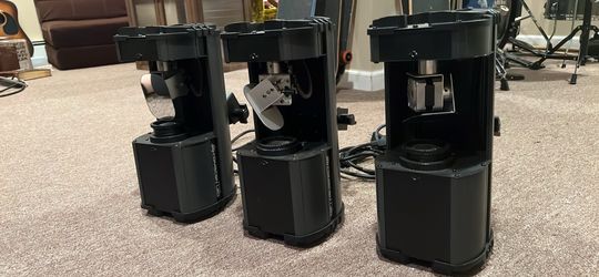 Lighting: ADJ COMSCAN LED combat led scanner