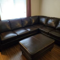 Abbyson Italian Leather Sectional With Ottoman 