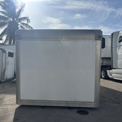 Supreme 24ft Box 