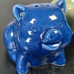 Set of Ceramic Pigs salt and pepper shakers navy blue And Green Farmhouse Decor