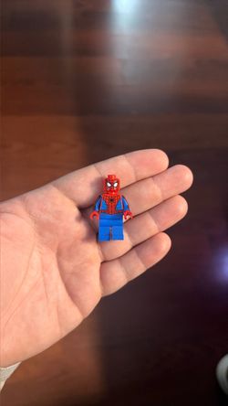 Spider man mini fig/mech