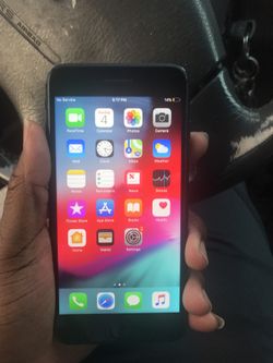 IPhone 8 Plus 64gb Out of country use (only