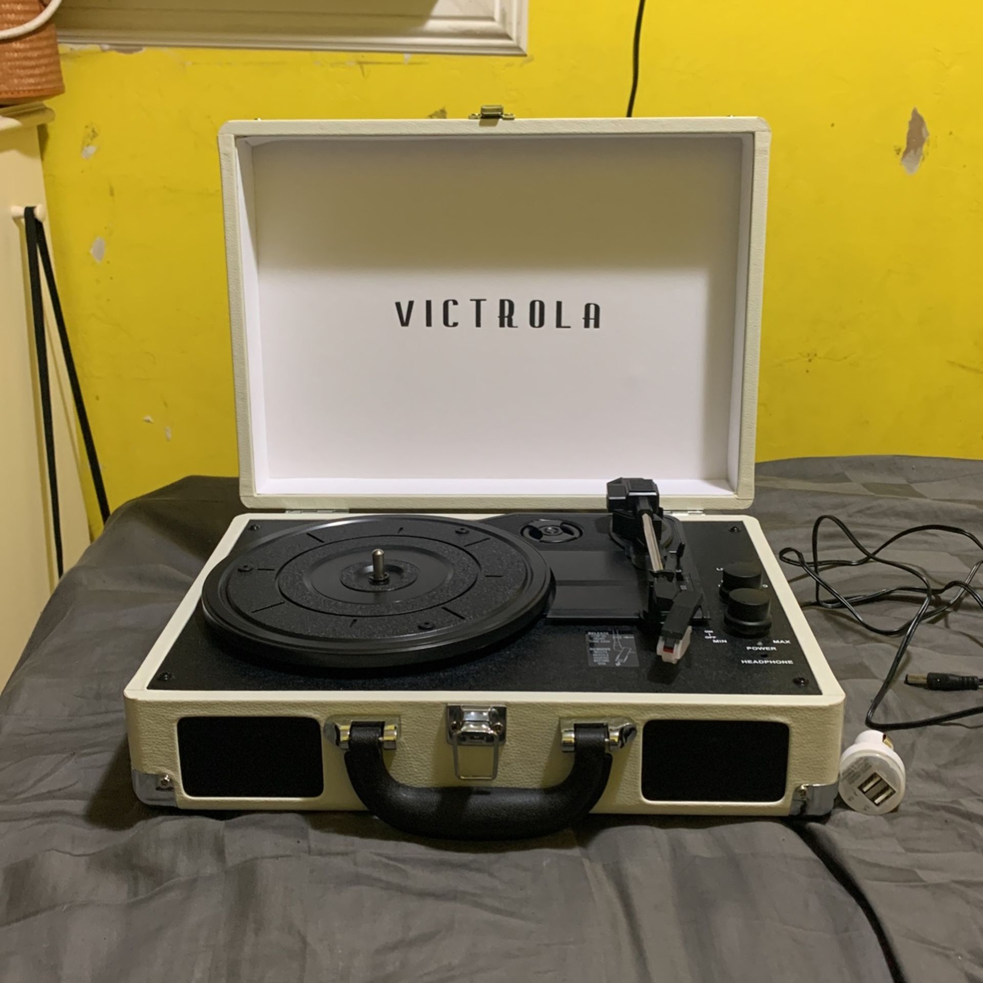 victrola record player!