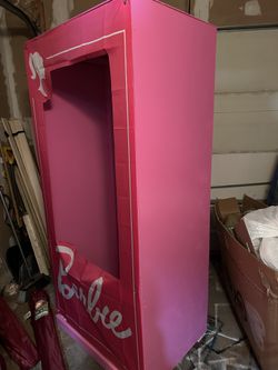 Barbie Box