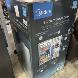Midea Compact Refrigerator 