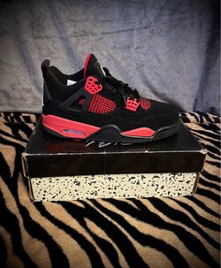 Jordan 4 Red Thunder Size 9.5
