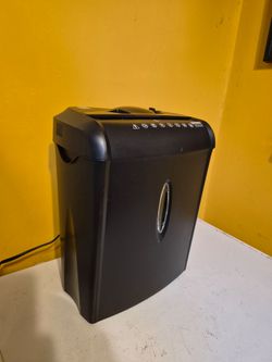 Paper shredder