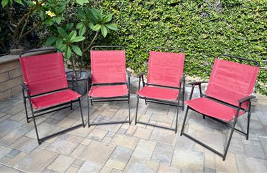 4 folding patio chairs