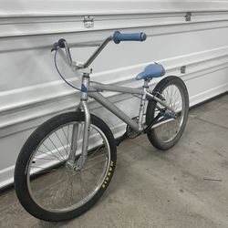 SE  “Ripper “ 2017 40th Anniversary Special Edition 20” BMX Bike  