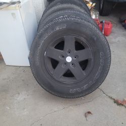 4 Jeep Wrangler Rims