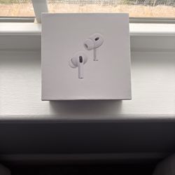 AirPod pros 2nd generation With MagSafe Wireless Charing case