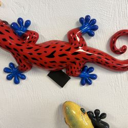 New Resin 18” Gecko 