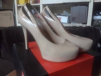 GUESS heels
