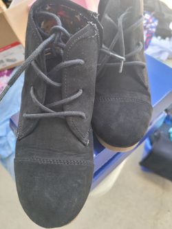 Girls Shoes Size 12, 1, 2