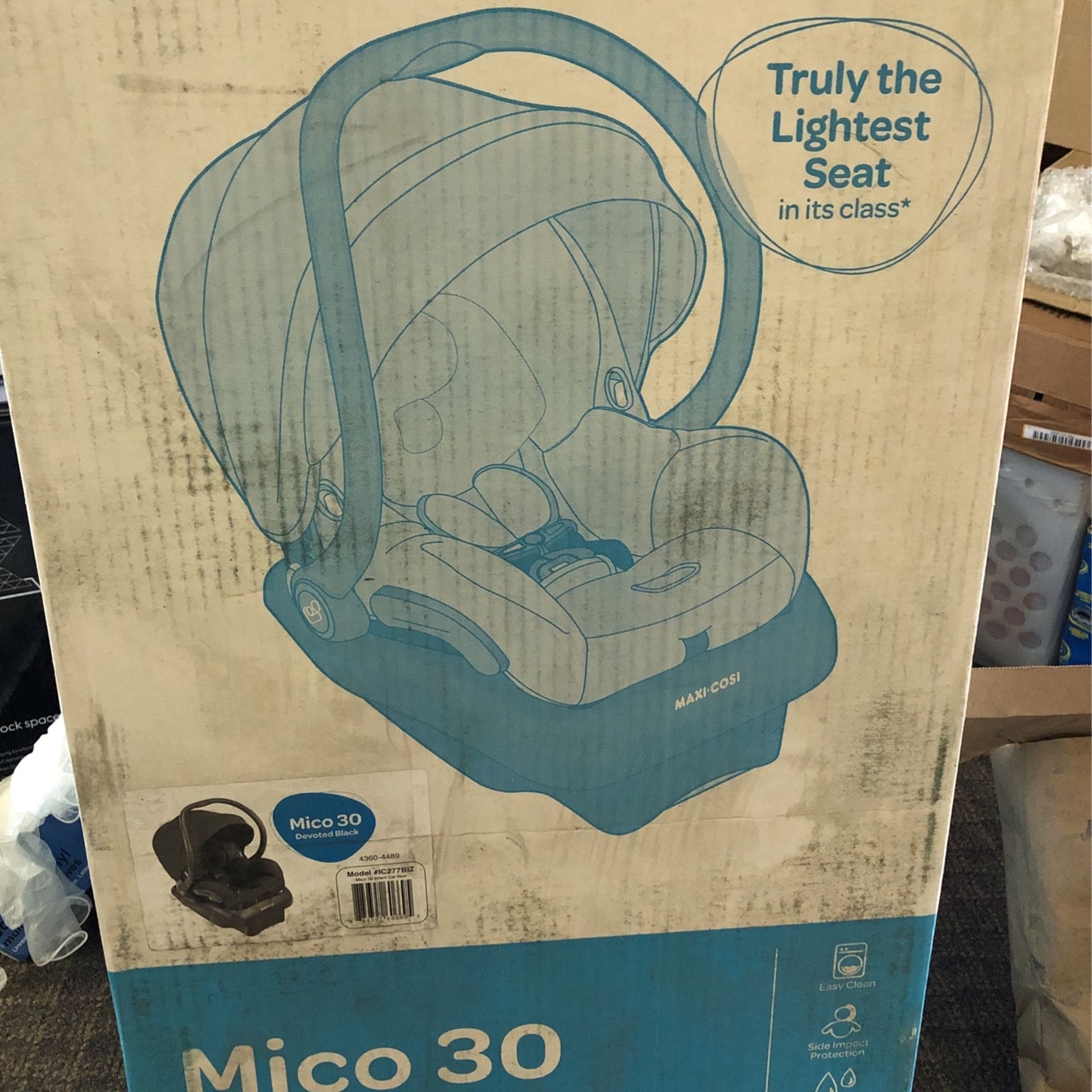 Maxi-Cosi Black Infant Car Seat-New In The Box