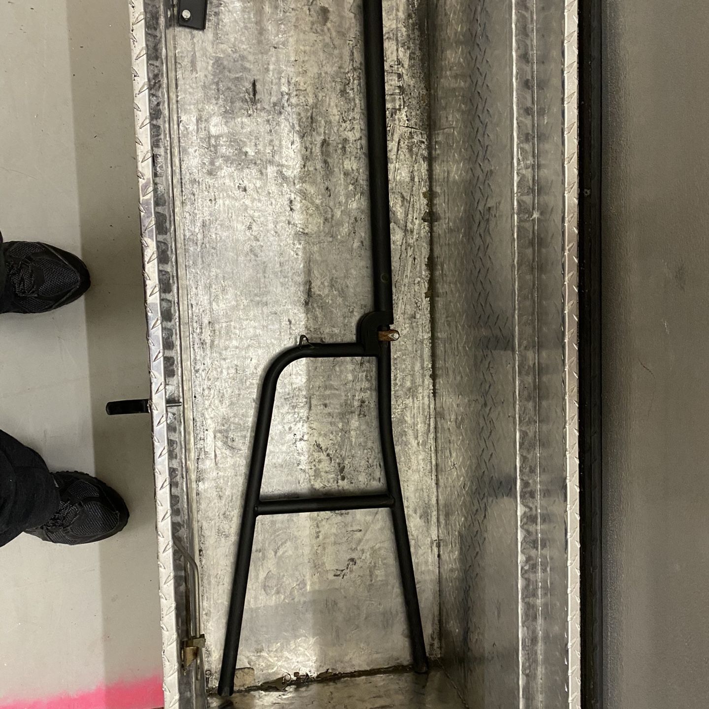 Swing Out Truck Ladder