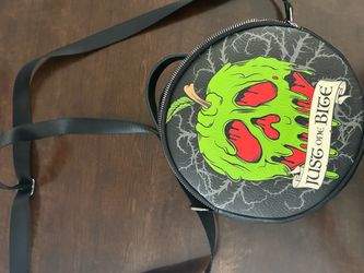 Evil queen crossbody