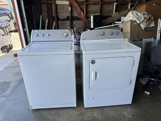 Whirl Pool Washer And Dryer $400