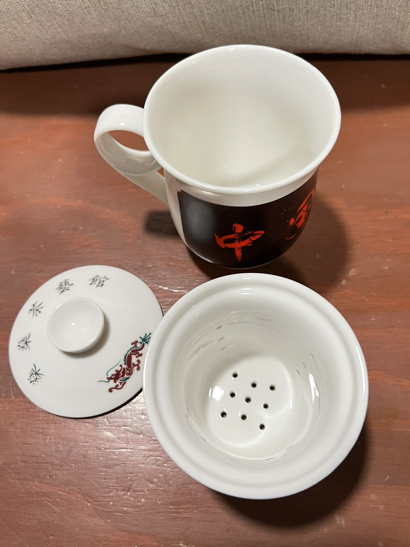 Mug White Ceramic Lid Set tea infuser mug.
