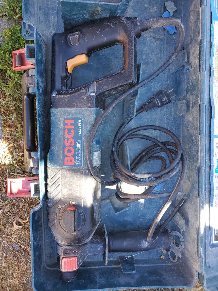 Bosch 11255VSR SDS plus BULLDOG Xtreme Rotary Hammer