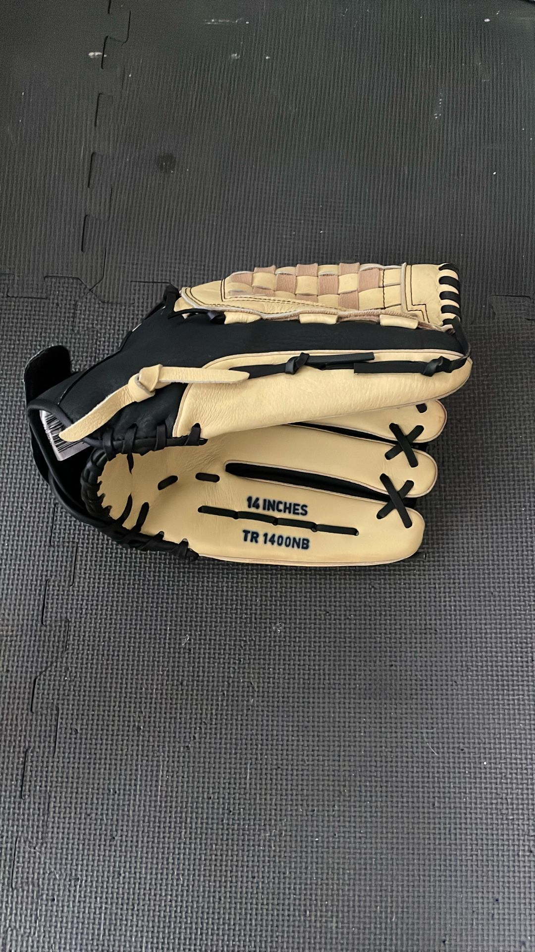 Adidas 14inch TR 1400NB Baseball Glove