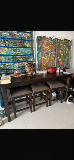 Bar table with stools